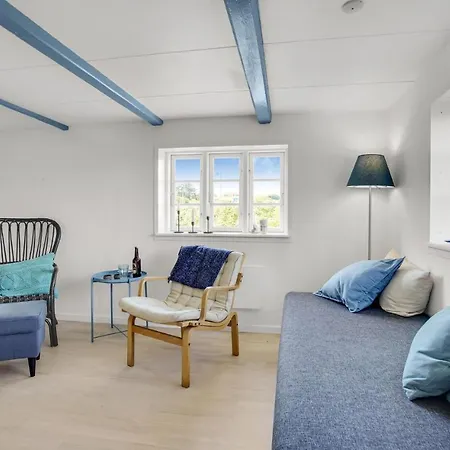 1 Bedroom Beautiful In 別荘